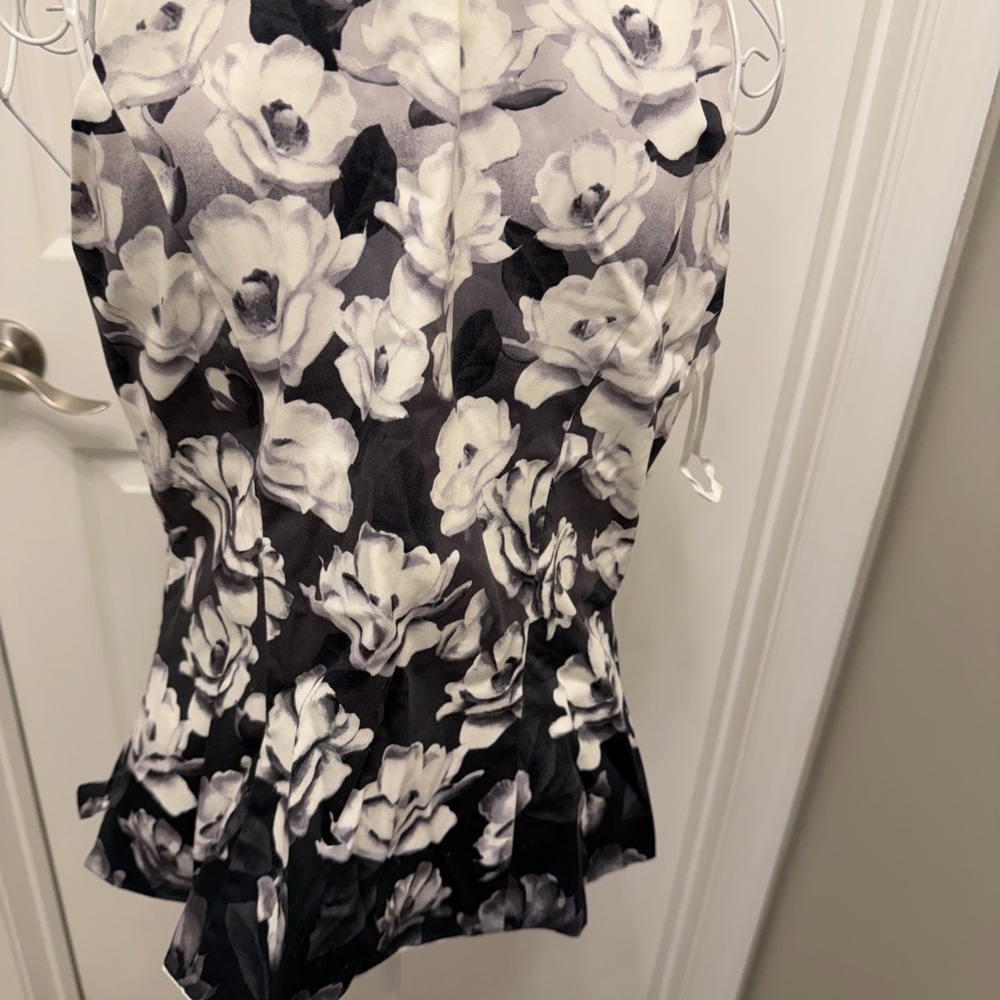 White House Black Market Monochrome Floral Blouse